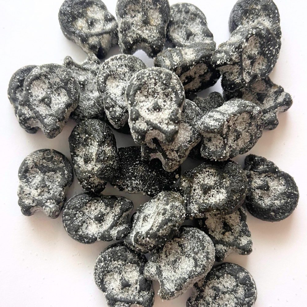 Bubs Mini Salty Lacorice Skulls – Schwedische Süßigkeiten von Bubs, veganfreundlich, einzigartige nordische Süßigkeiten