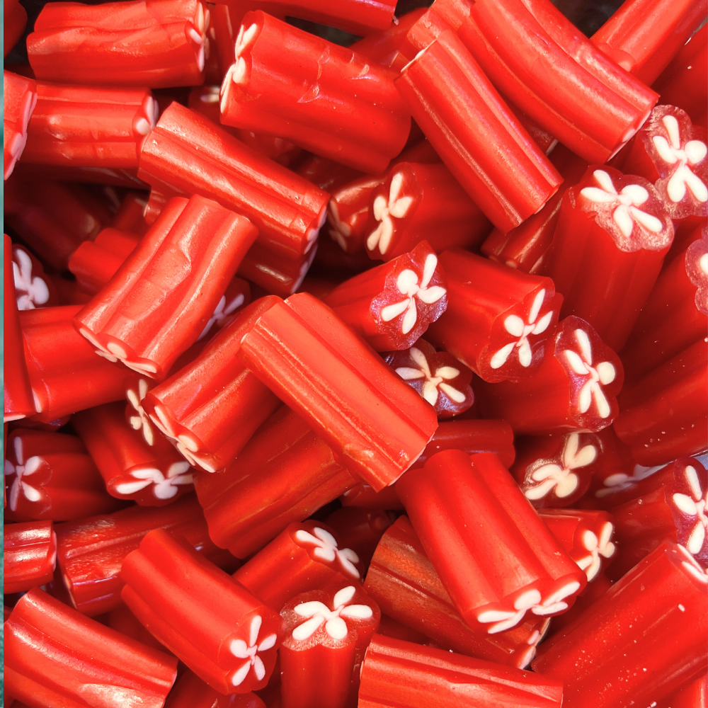 Swedish Pistol Strawberry Candy – Sweet & Fruity Loose Candy Treat for Candy Lovers