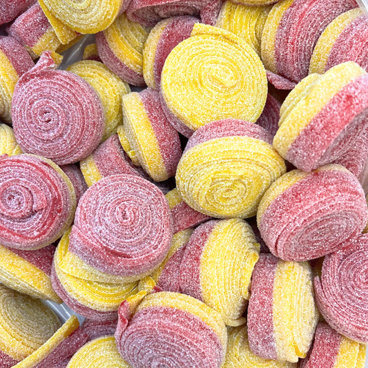 Svensk godteri - Strawberry Sitron Roll - Sweet and Tangy Svensk Candy Strips Roll-Ups - Gratis frakt