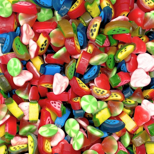 Süße Fruchtgummimischung, weiches, zähes Sortiment in tropischen Beerenaromen